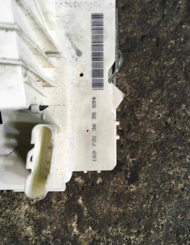 Замок двери задней правой Mercedes-Benz R W251 1697303635