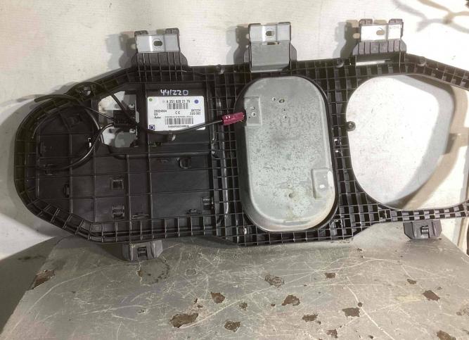 Антенна Mercedes-Benz R W251 2007 A2518202175