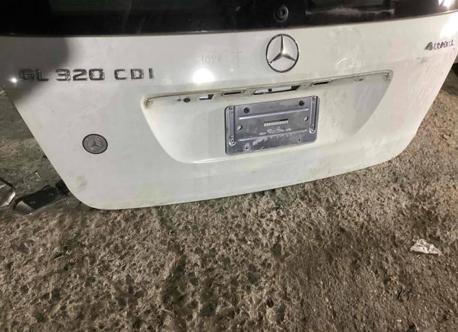 Крышка (дверь) багажника Mercedes-Benz GL X164