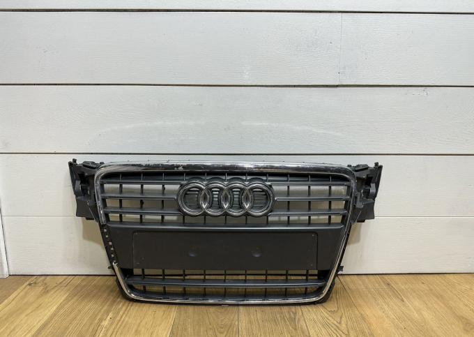 Решетка радиатора Audi A4 B8 2011 - 2015 8K0853651