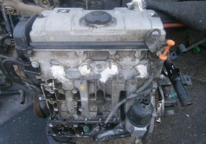 Двигатель Peugeot Citroen KFW TU3A TU3JP 1.4 75 лс