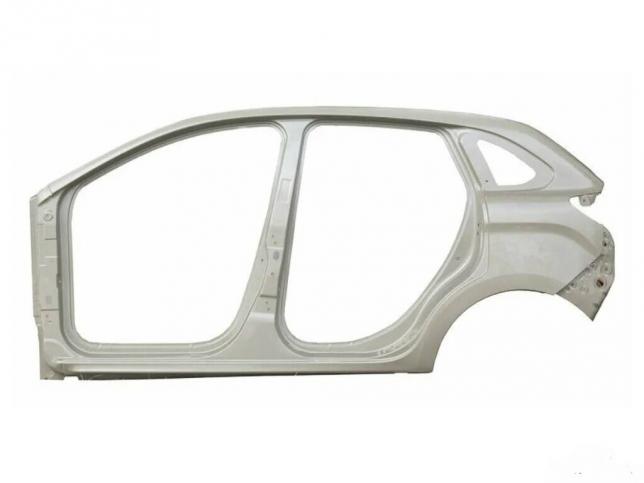 Боковина кузова левая Lada XRAY 8450105003