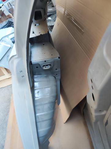 Боковина кузова Lada Vesta SW 8450103592