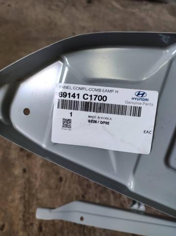 Кронштейн заднего фонаря правый Hyundai Sonata 7 69141C1700