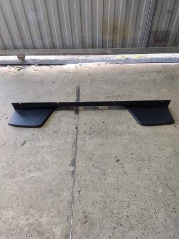 Накладка заднего бампера Volkswagen Amarok 2H7807512A