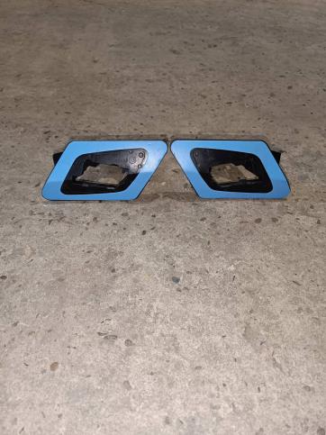 Кронштейн форсунки фароомывателя BMW 5 G30 51117385355