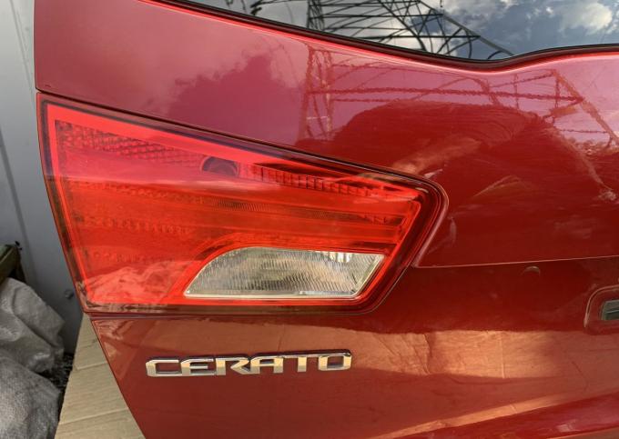 Kia cerato 2 хэтчбек задняя дверь