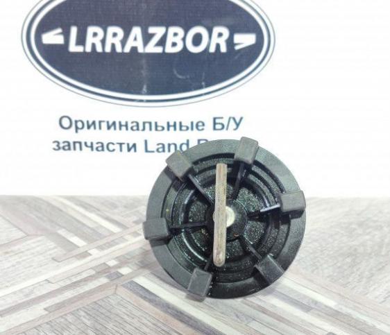 Держатель запаски в багажнике Range Rover 3 L322 KTC500030