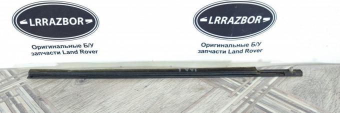 Молдинг стекла заднего левого Range Sport L320 CGE000890