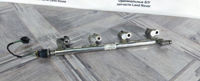 Топливная рейка правая Land Rover Sport L320 LR024838 LR012280