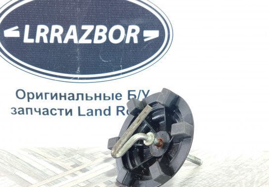 Держатель запаски в багажнике Range Rover 3 L322 KTC500030