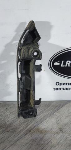 Кронштейн бампера правый Range Rover L320 05-09 DPL000161