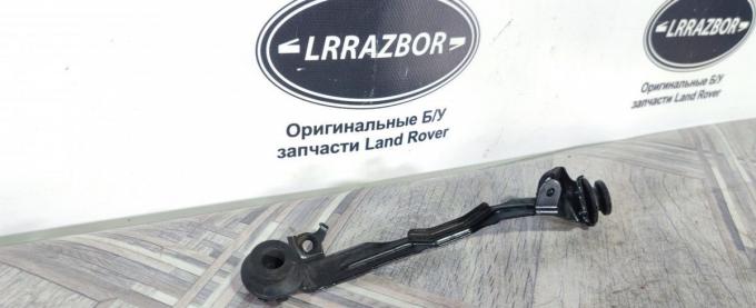 Кронштейн крышки двс Range Sport 2 L494 3.0SC LR011564