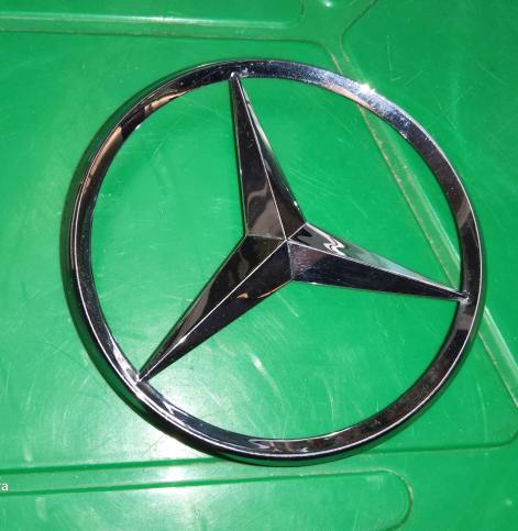 Эмблема Mercedes C-class A 204758 00 58