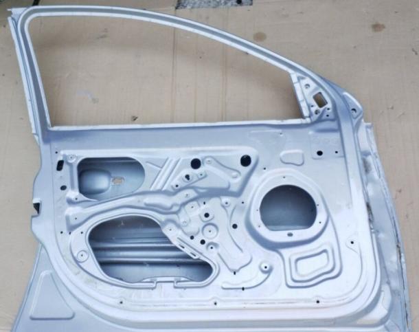 Дверь передняя левая Opel Vectra С 2002-2009 93186031