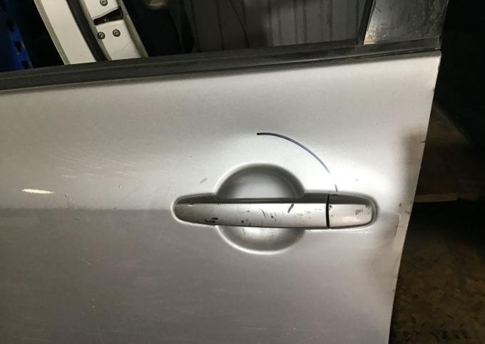 Дверь передняя левая Toyota RAV4 кузов 30