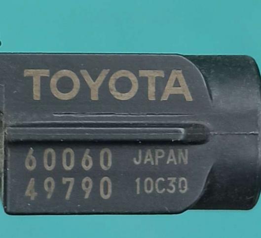 Парктроник 60060-49790 Toyota Camry XV70, V70, 70