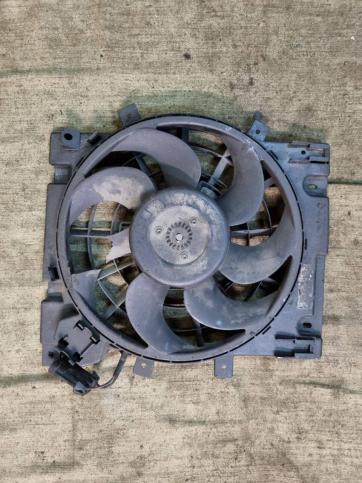 Вентилятор радиатора кондиционера Opel Astra H 13126382
