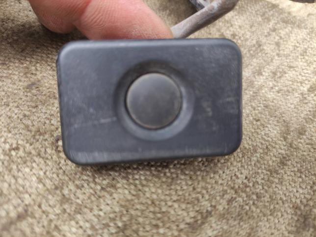 Кнопка багажника Mazda CX 7 1111111