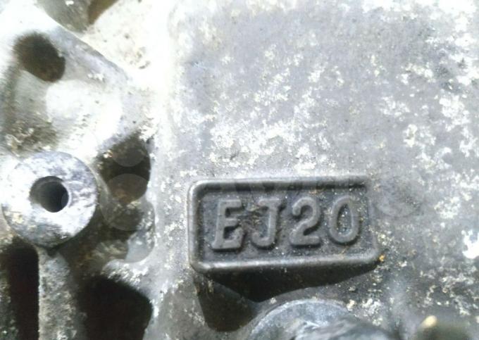 Блок цилиндров Subaru EJ204 2.0 1111111