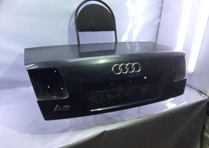 Крышка багажник Audi A 8 D3