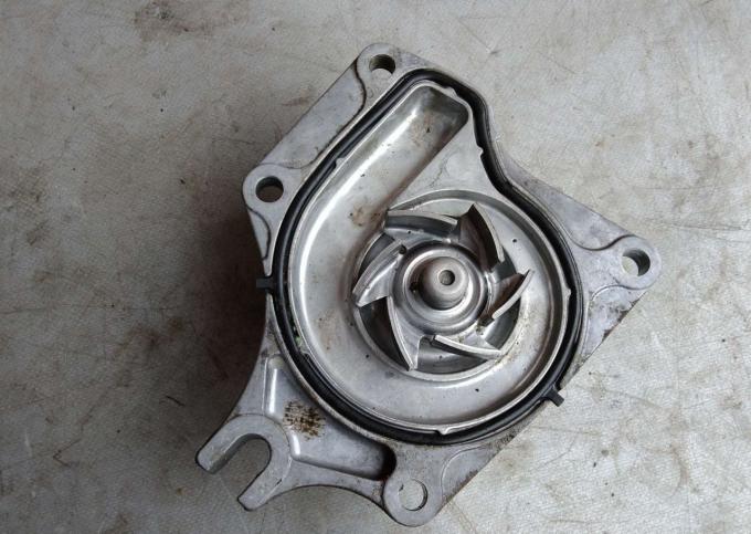 Помпа Mazda 3 BK 1.6 Z6 2003-2010