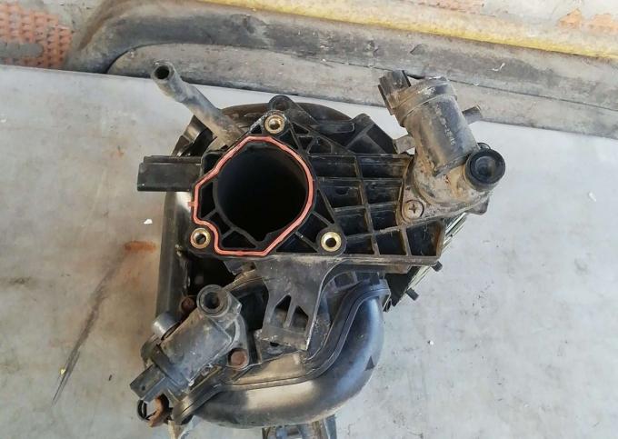 Коллектор впускной Mazda 3 BK 1.6 0998000220