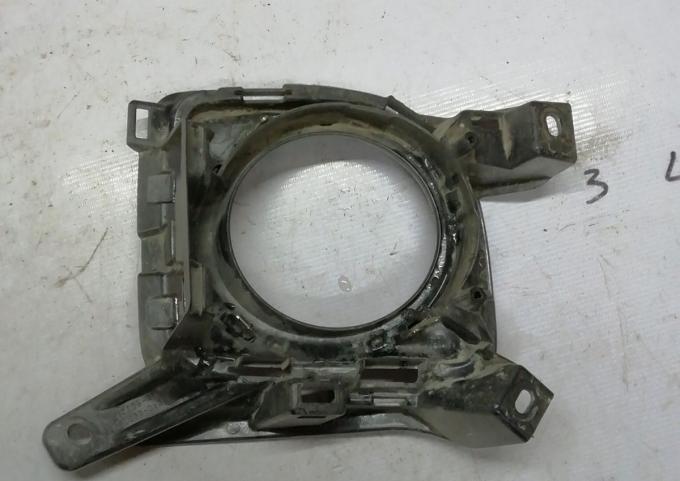 Накладка левой птф Toyota Land Cruiser 200 с12года 5212860120