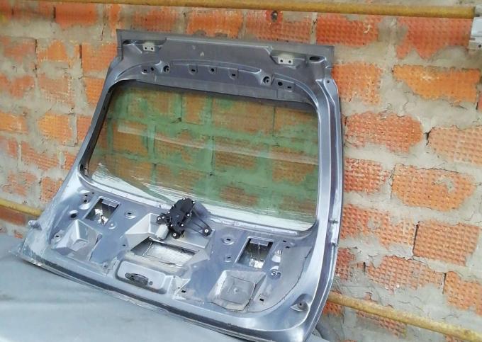 Крышка багажника Citroen C4