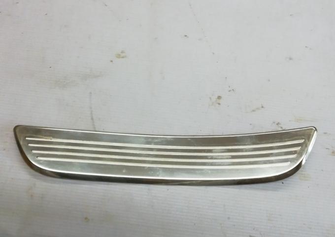 Накладка порога вMercedes W213 X253 213 253 2056800135