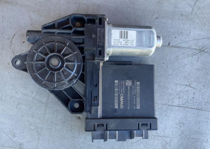 Мотор стеклоподъемника Volvo XC90 2 31674757