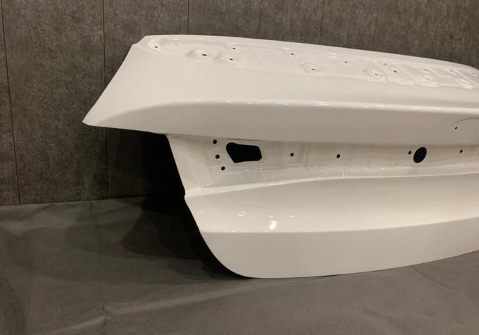 Крышка багажника Kia K5 2020-2023 белый 69200L2000