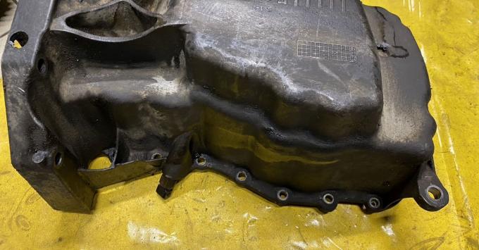 Поддон масляный Reno Scenic,Kangoo,Megane 1.5dci 8200451325