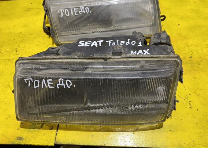 Фара левая и правая Seat Toledo 1 цена за 1шт