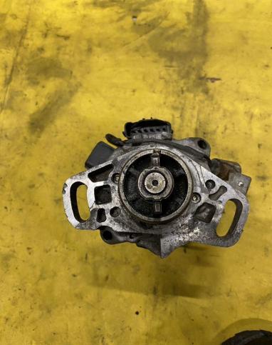 Трамблер для Mazda 323 BA,BG,MX-3 1.5,1.6,1.8i t2t57371