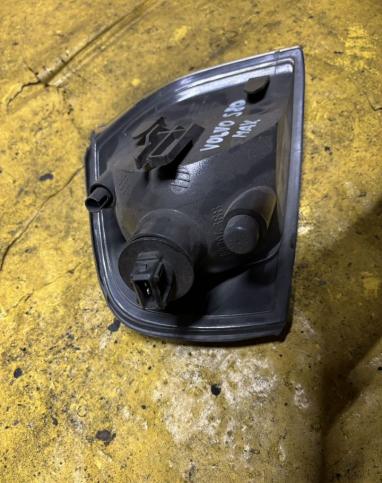 Поворотник Volvo S80 2000-2006 Рестайлинг