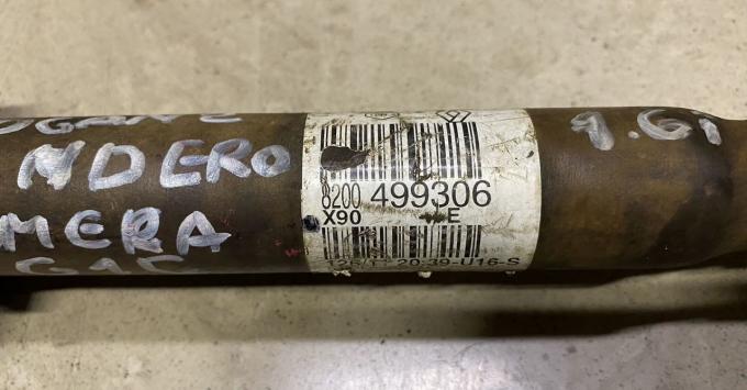 Полуось правая Reno Logan,Sandero,Nissan Almera 8200499306
