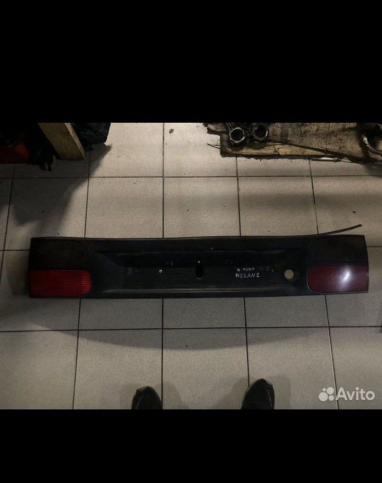 Накладка крышки багажника Renault Laguna 93-01 7703072198
