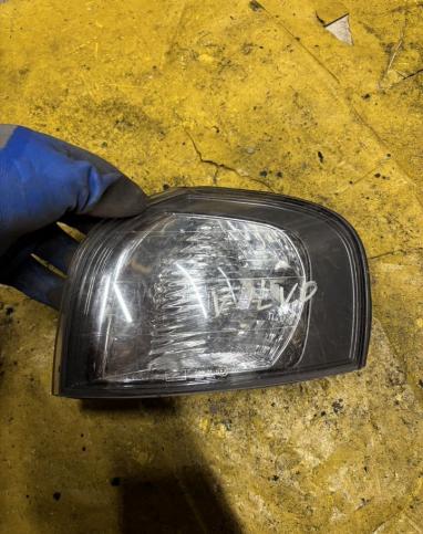 Поворотник Volvo S80 2000-2006 Рестайлинг