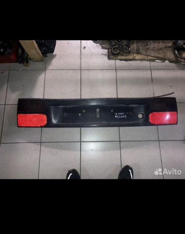 Накладка крышки багажника Renault Laguna 93-01 7703072198