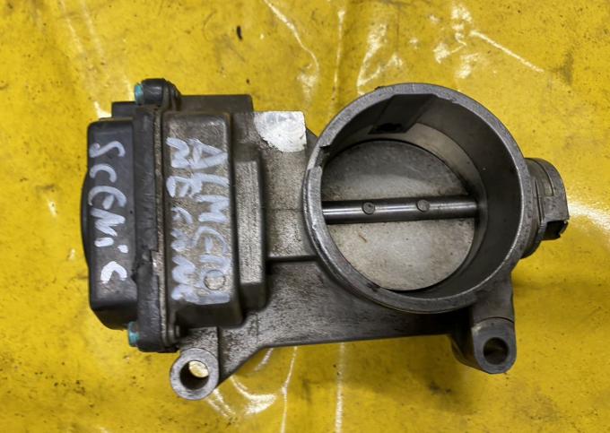 Дроссельная заслонка Reno Logan 2,Sandero,Megane 8200123061