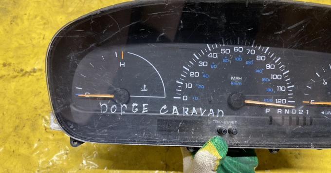 Щиток приборов Dodge Caravan,Voyager 3 1995-2001
