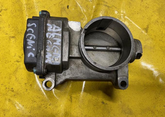 Дроссельная заслонка Reno Logan 2,Sandero,Megane 8200123061