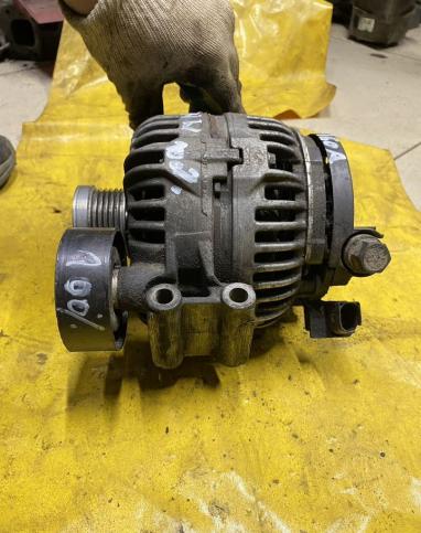 Генератор BMW E90,E60,E87,X1,X3 E83 2.0i N46 0124525059