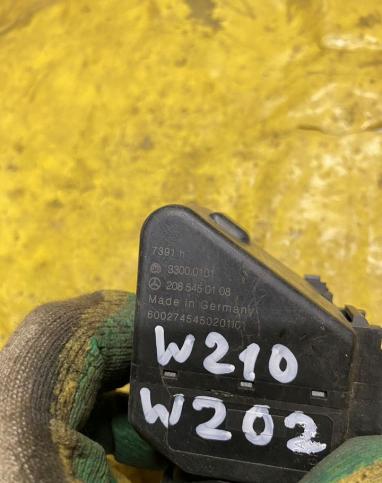 Замок зажигания Mercedes W202,W208,W210 2085450108