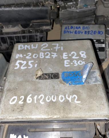 Блок управления двигателем Bmw E28,E30 2.7i 0261200042