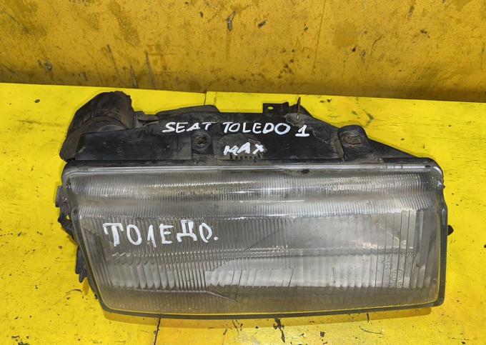 Фара левая и правая Seat Toledo 1 цена за 1шт