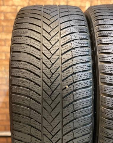 Bridgestone Blizzak LM-005 255/40 R20