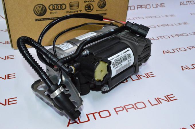 Компрессор пневмоподвески VW Touareg audi Q7 4L0698007C