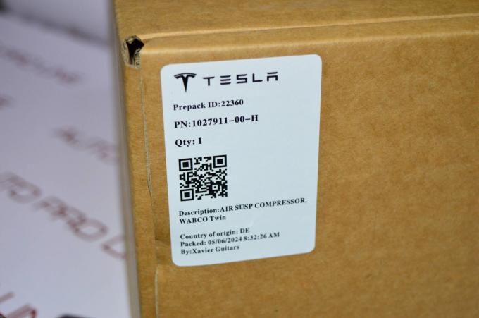 Компрессор пневмоподвески Tesla X model 102791100H